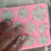 Small snowflake mold