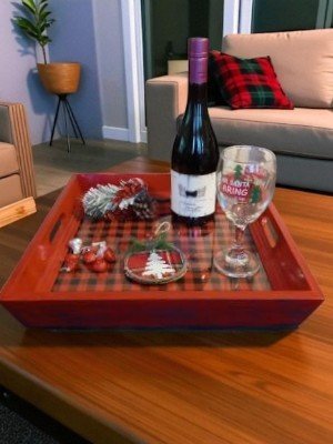 red tray